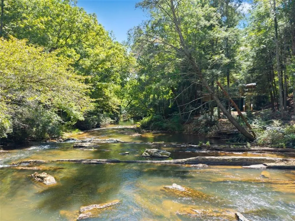 1366 Deer Woods Trail Cleveland, GA 30528