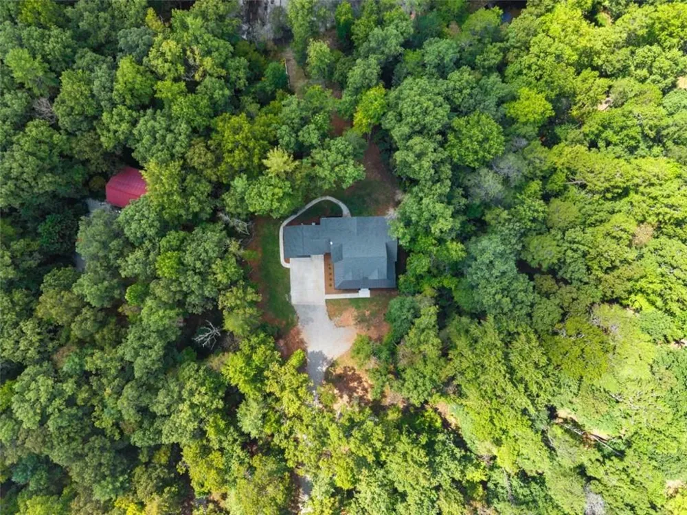 1366 Deer Woods Trail Cleveland, GA 30528
