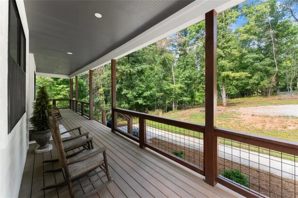 1366 Deer Woods Trail Cleveland, GA 30528