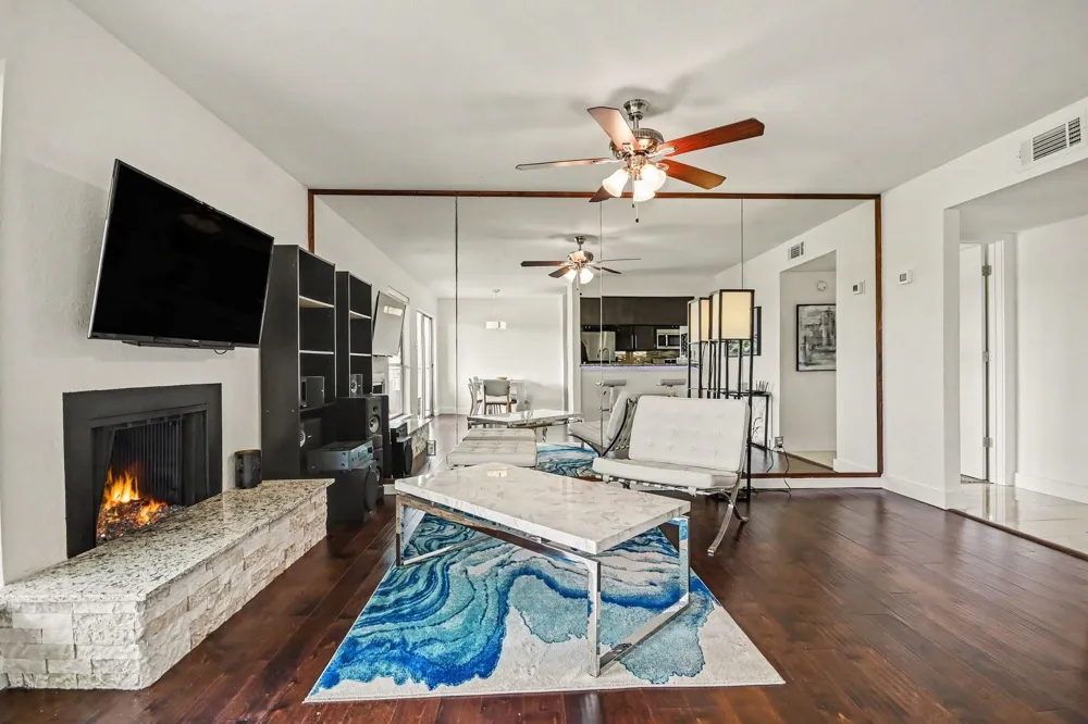 18511 Egret Bay Boulevard #102 Webster, TX 77058