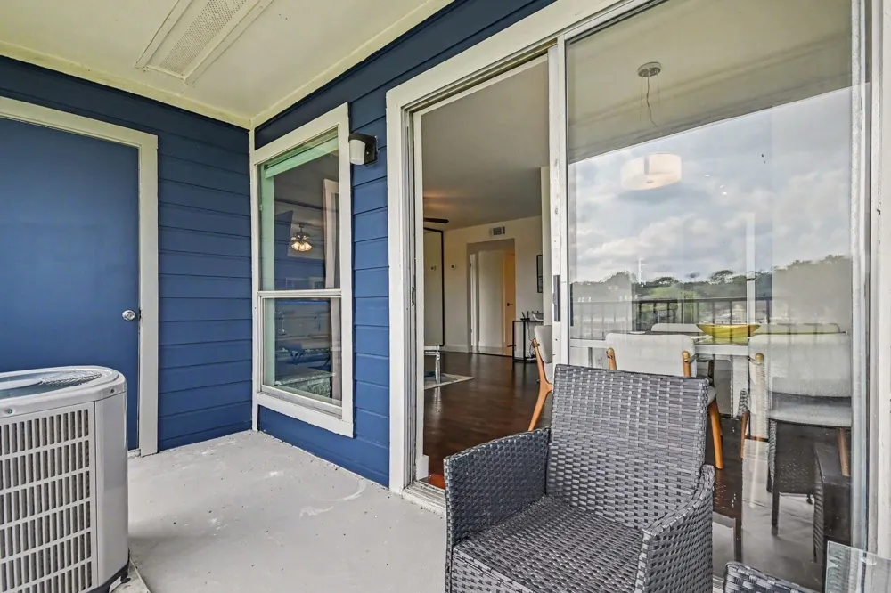 18511 Egret Bay Boulevard #102 Webster, TX 77058