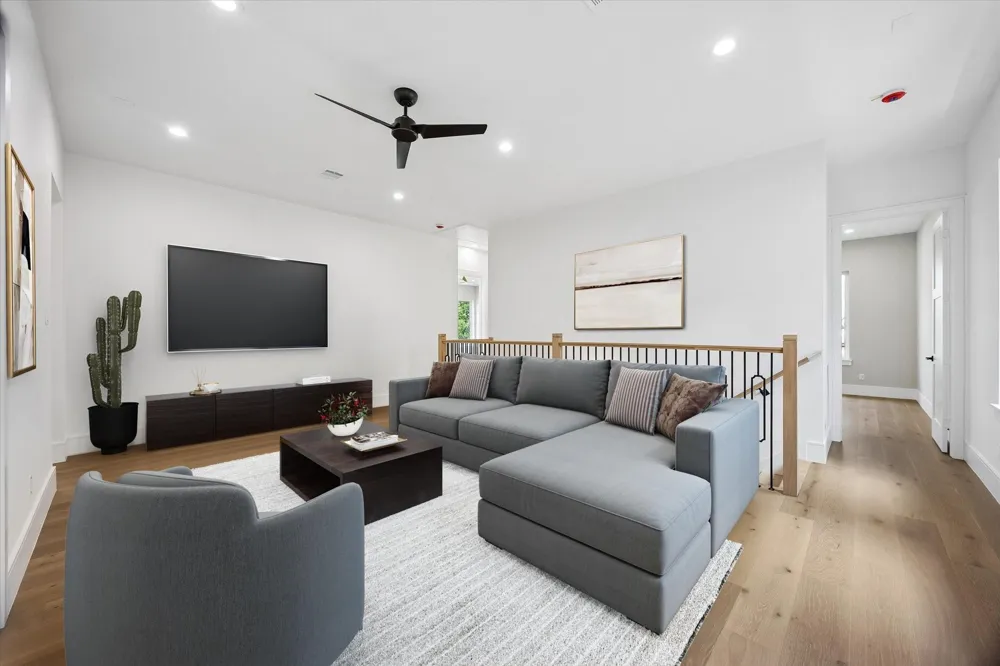 6107 Lake Street West University Place, TX 77005