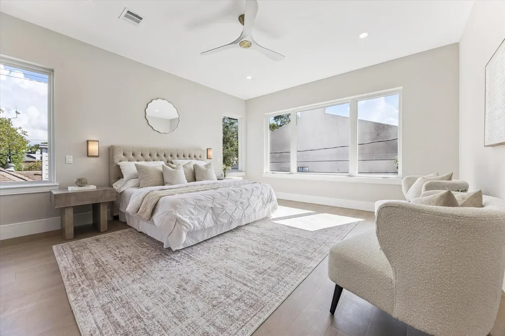 6107 Lake Street West University Place, TX 77005