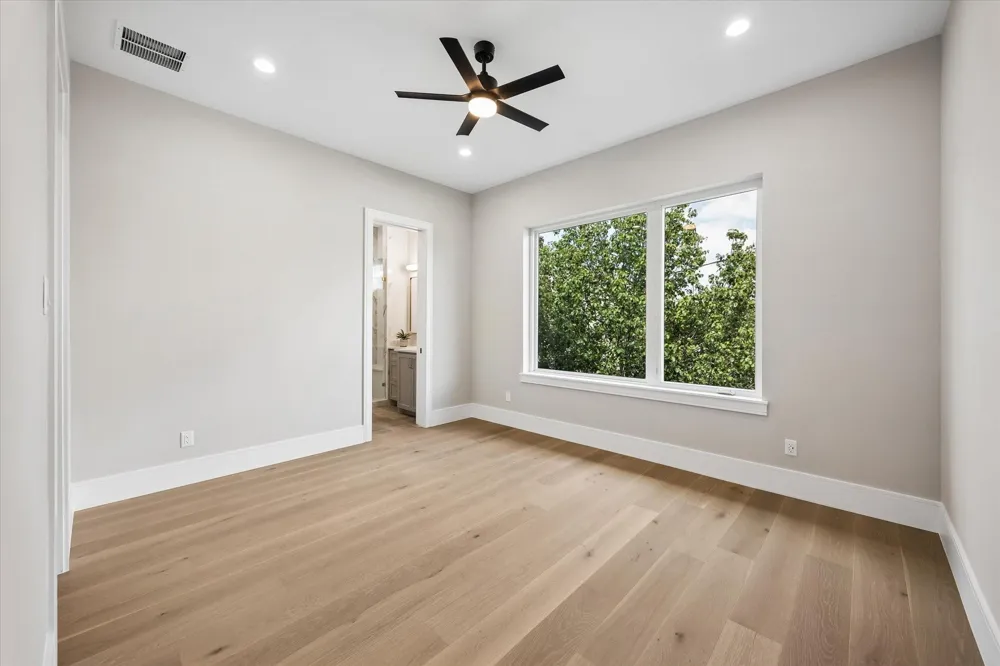 6107 Lake Street West University Place, TX 77005