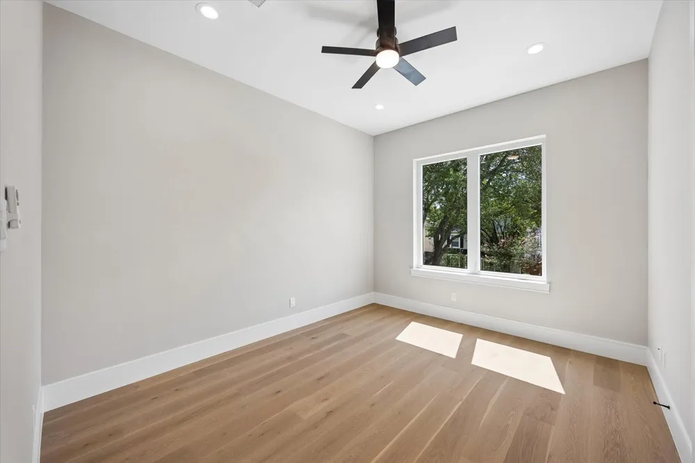 6107 Lake Street West University Place, TX 77005