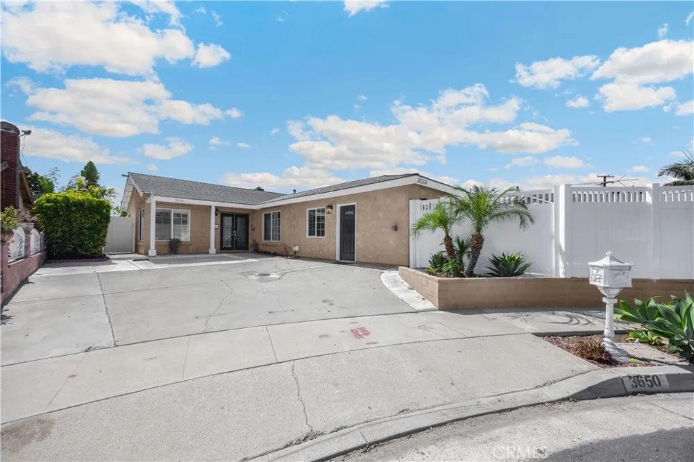 3650 Randee Way #A Fullerton, CA 92833