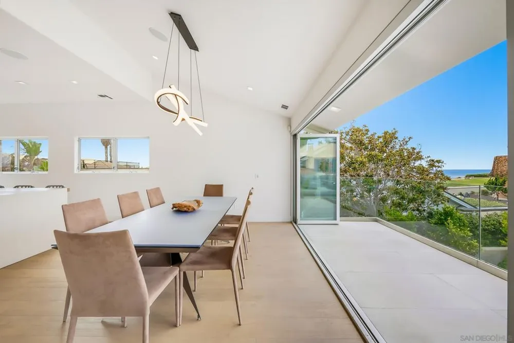 309 Colima La Jolla, CA 92037