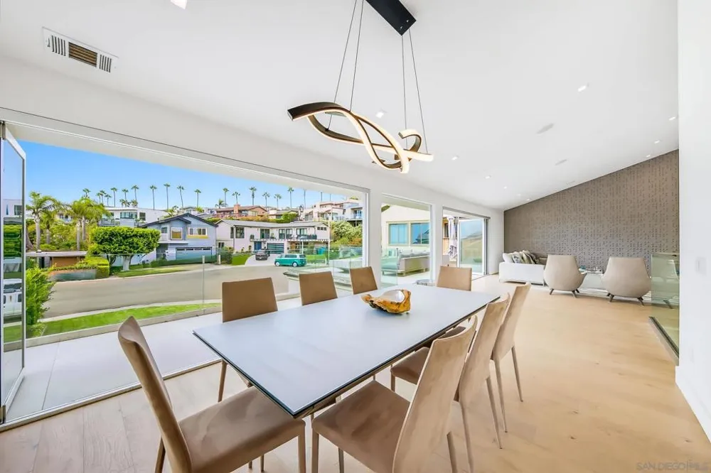 309 Colima La Jolla, CA 92037