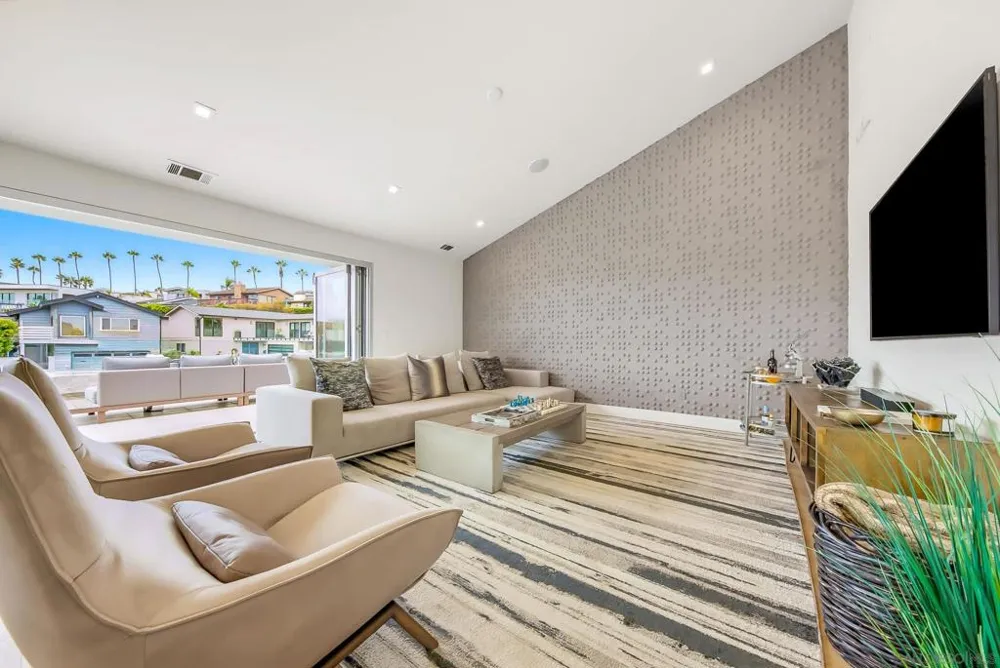 309 Colima La Jolla, CA 92037