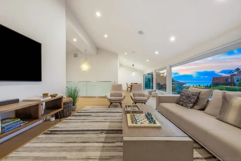 309 Colima La Jolla, CA 92037