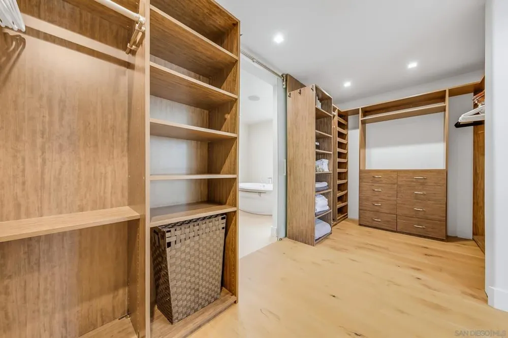 309 Colima La Jolla, CA 92037