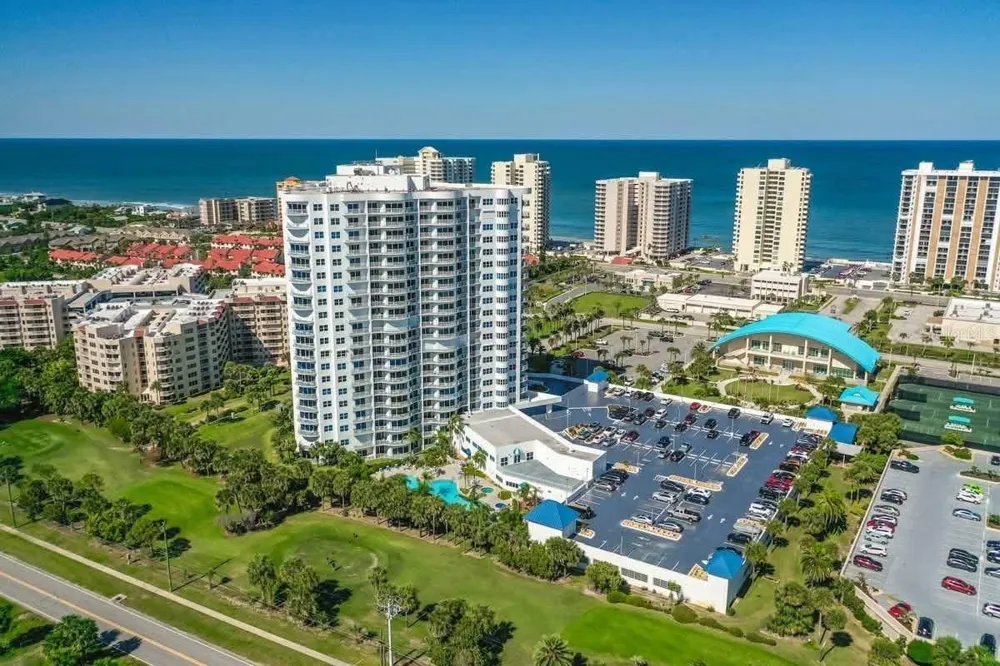 2 OCEANS WEST BOULEVARD #406 Daytona Beach Shores, FL 32118