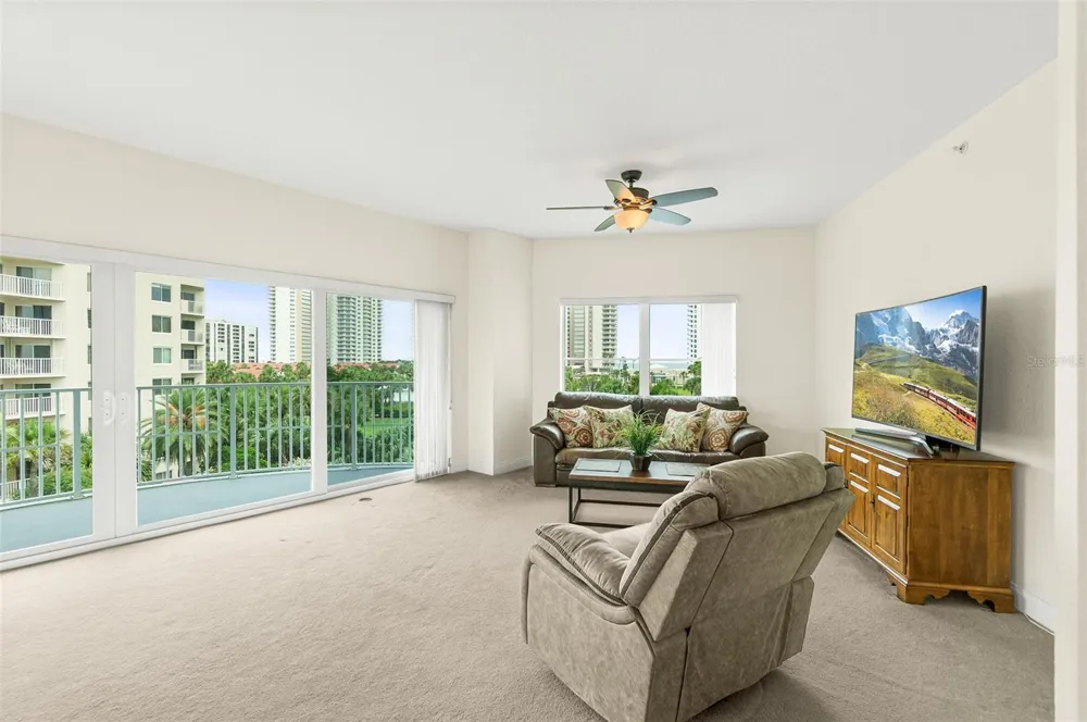 2 OCEANS WEST BOULEVARD #406 Daytona Beach Shores, FL 32118