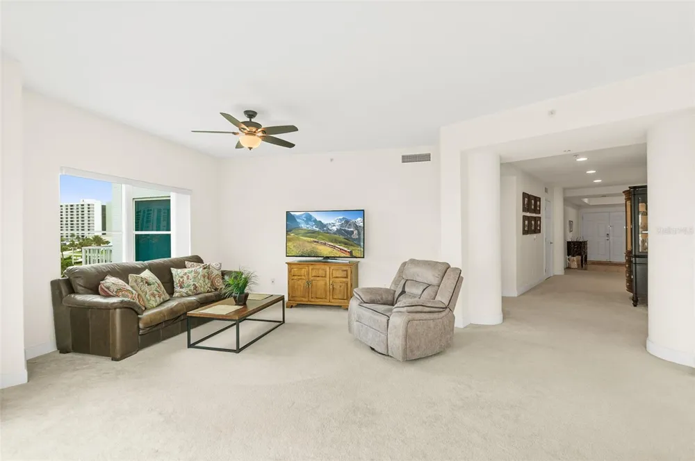 2 OCEANS WEST BOULEVARD #406 Daytona Beach Shores, FL 32118