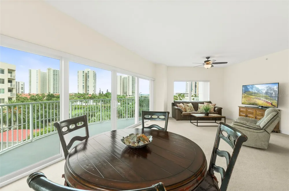 2 OCEANS WEST BOULEVARD #406 Daytona Beach Shores, FL 32118