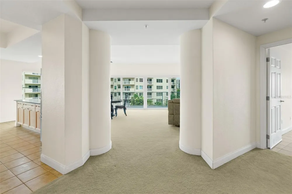 2 OCEANS WEST BOULEVARD #406 Daytona Beach Shores, FL 32118