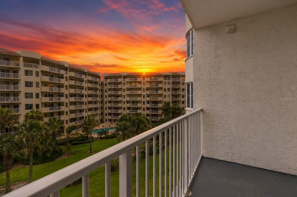 2 OCEANS WEST BOULEVARD #406 Daytona Beach Shores, FL 32118