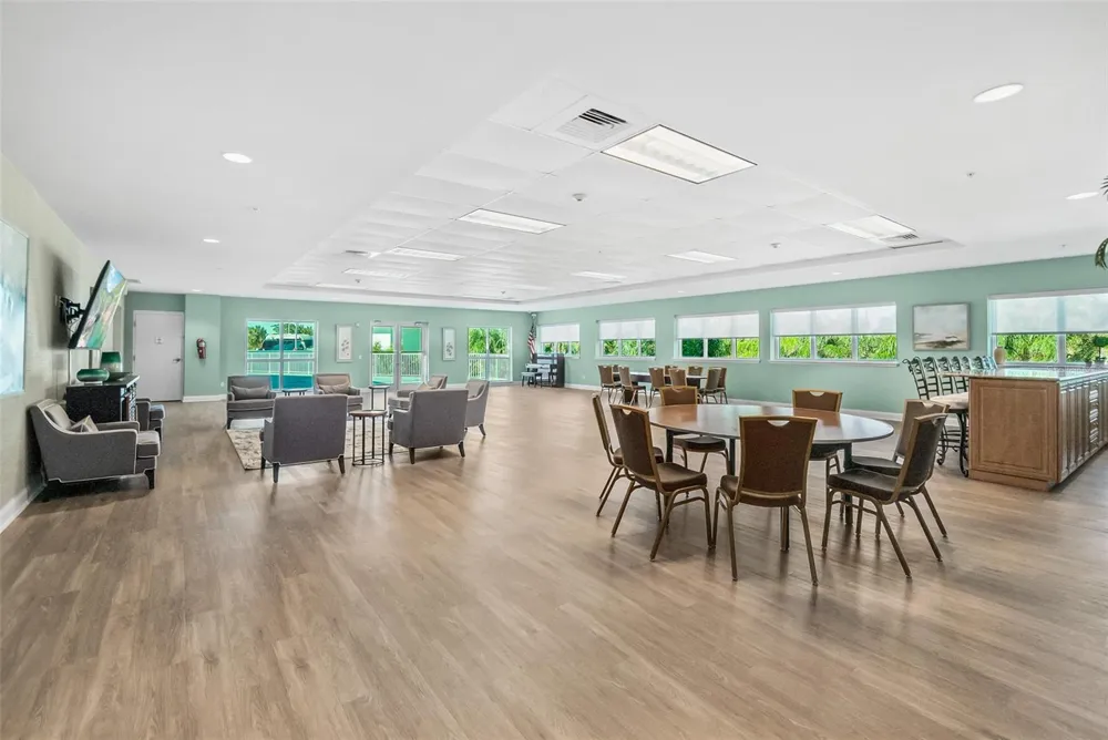 2 OCEANS WEST BOULEVARD #406 Daytona Beach Shores, FL 32118