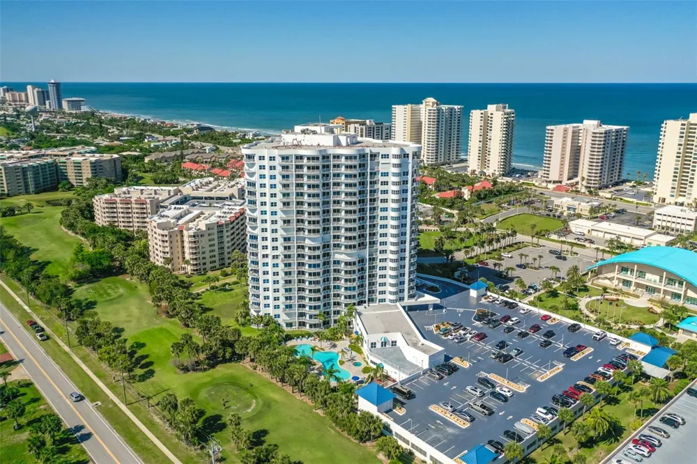 2 OCEANS WEST BOULEVARD #406 Daytona Beach Shores, FL 32118