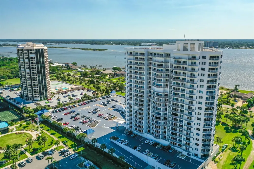 2 OCEANS WEST BOULEVARD #406 Daytona Beach Shores, FL 32118