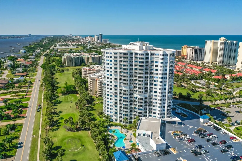 2 OCEANS WEST BOULEVARD #406 Daytona Beach Shores, FL 32118