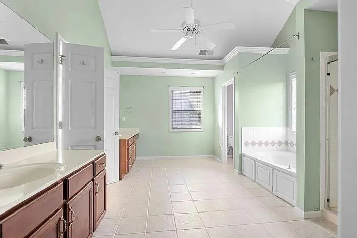 3968 Lake Ruby Lane Suwanee, GA 30024