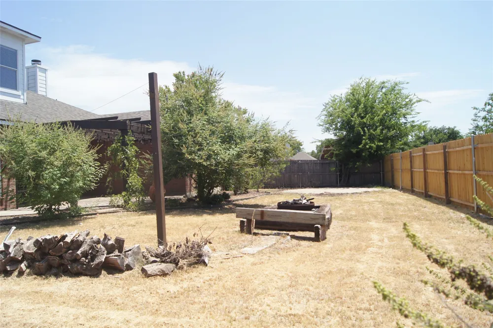 313 Smyth Street Aledo, TX 76008
