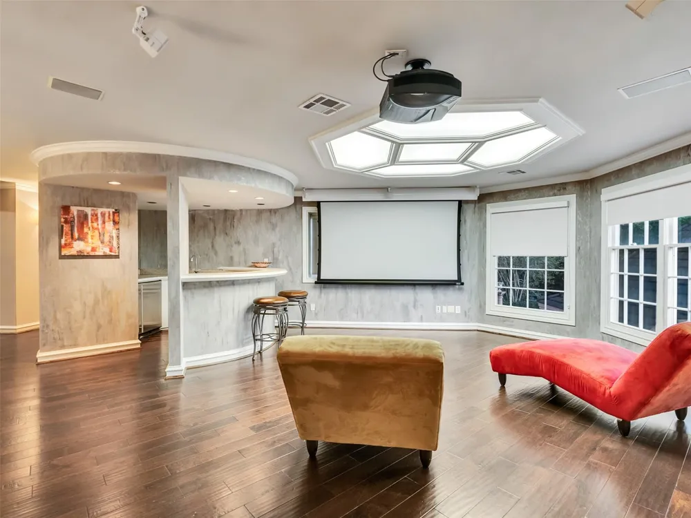 2819 Cedar Woods Place Houston, TX 77068