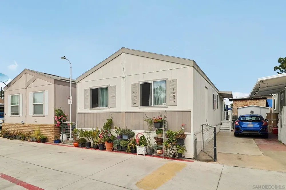 1165 Hollister #SPC 49 San Diego, CA 92154