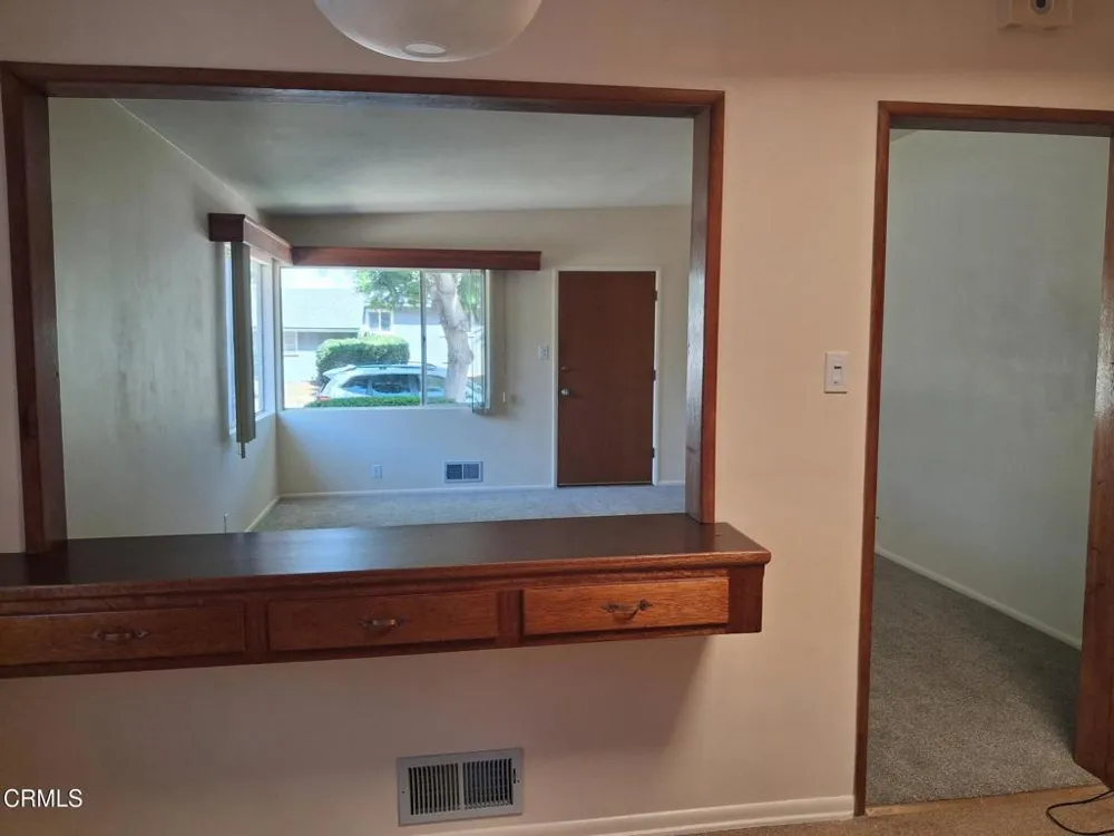 3296 San Luis Street Ventura, CA 93003