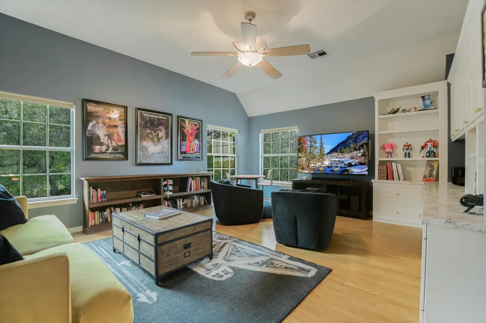 2302 Cliffs Edge Drive Austin, TX 78733