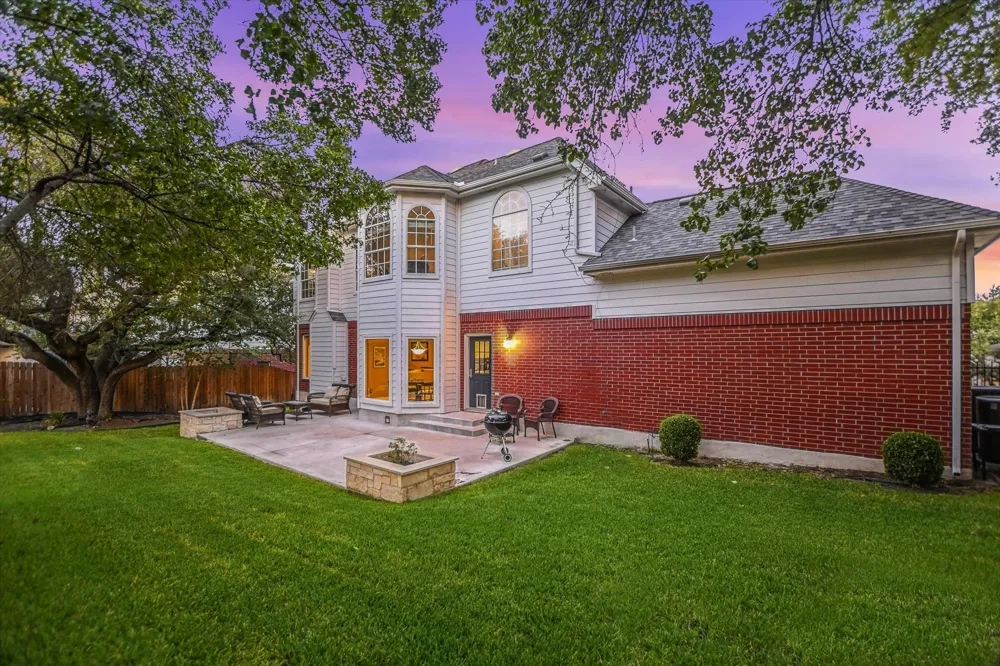 2302 Cliffs Edge Drive Austin, TX 78733