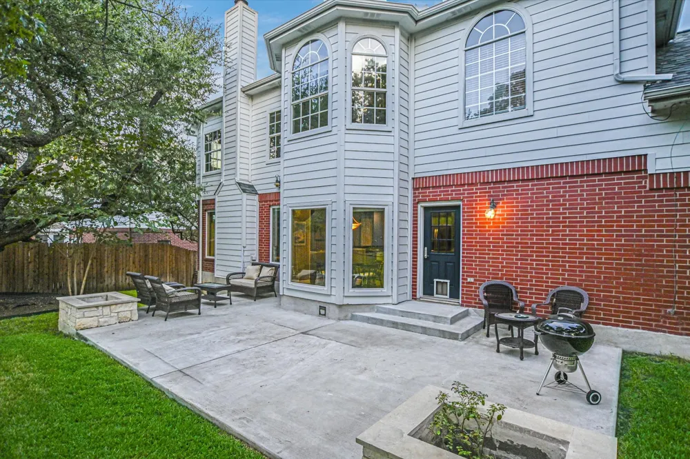 2302 Cliffs Edge Drive Austin, TX 78733
