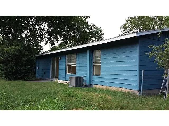 209 Schirra Place Austin, TX 78753