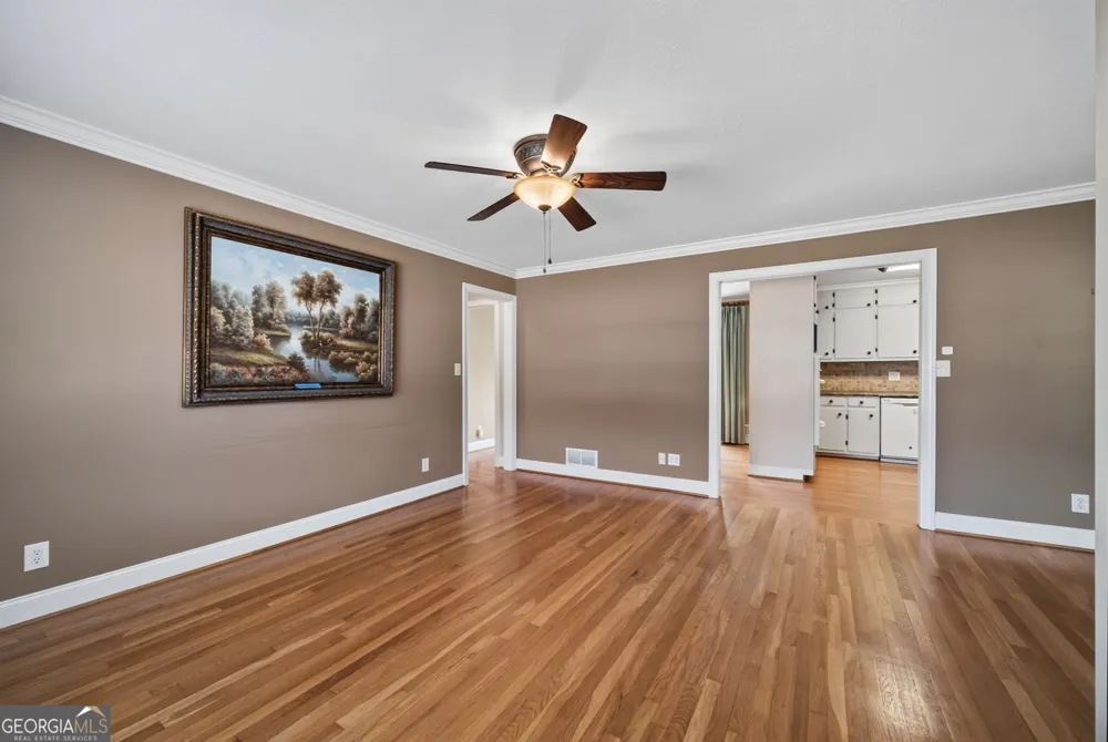2303 Rockbridge RD Stone Mountain, GA 30087