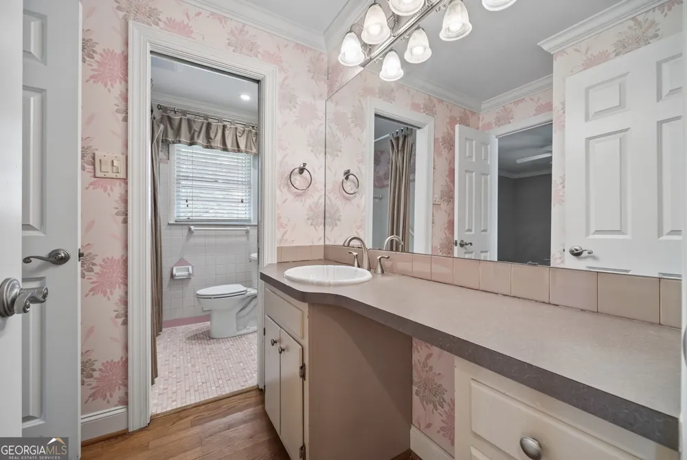 2303 Rockbridge RD Stone Mountain, GA 30087
