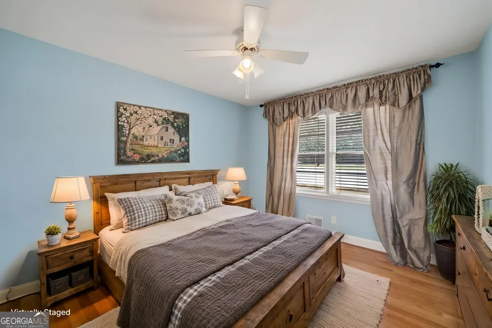 2303 Rockbridge RD Stone Mountain, GA 30087