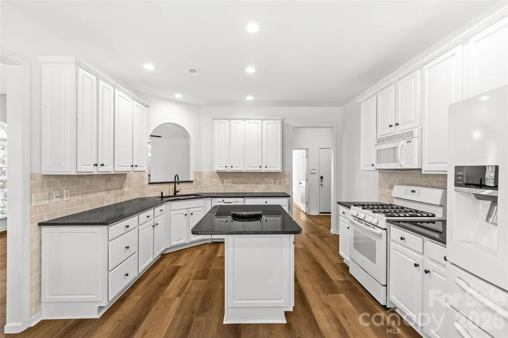 15046 Annan Court Charlotte, NC 28277
