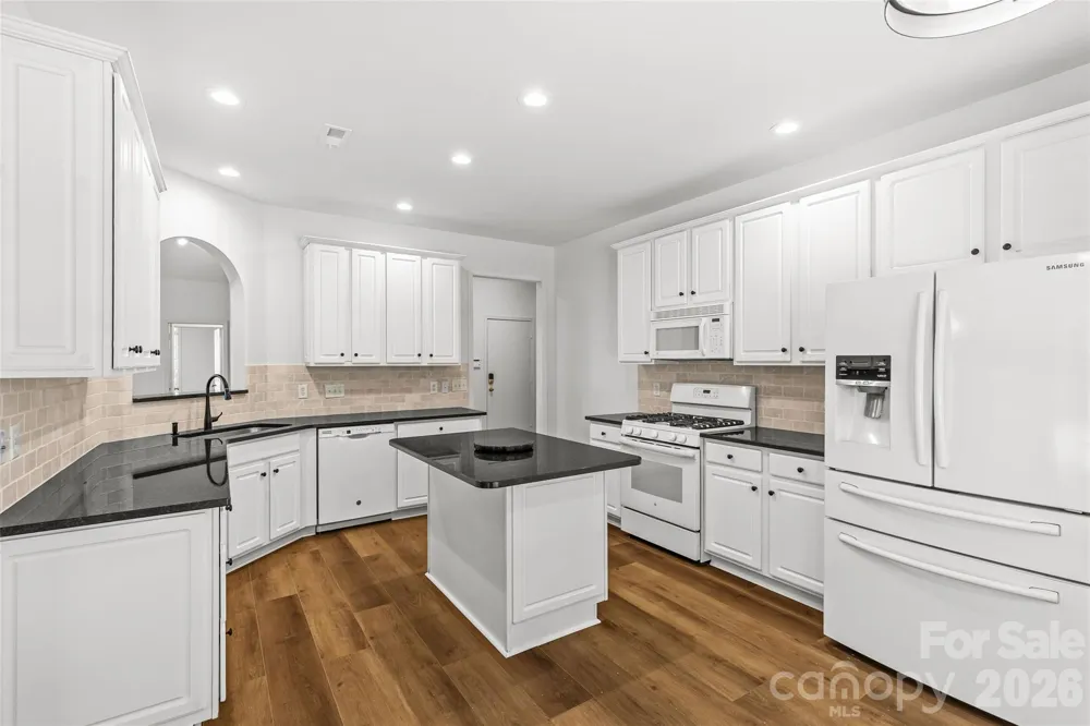 15046 Annan Court Charlotte, NC 28277
