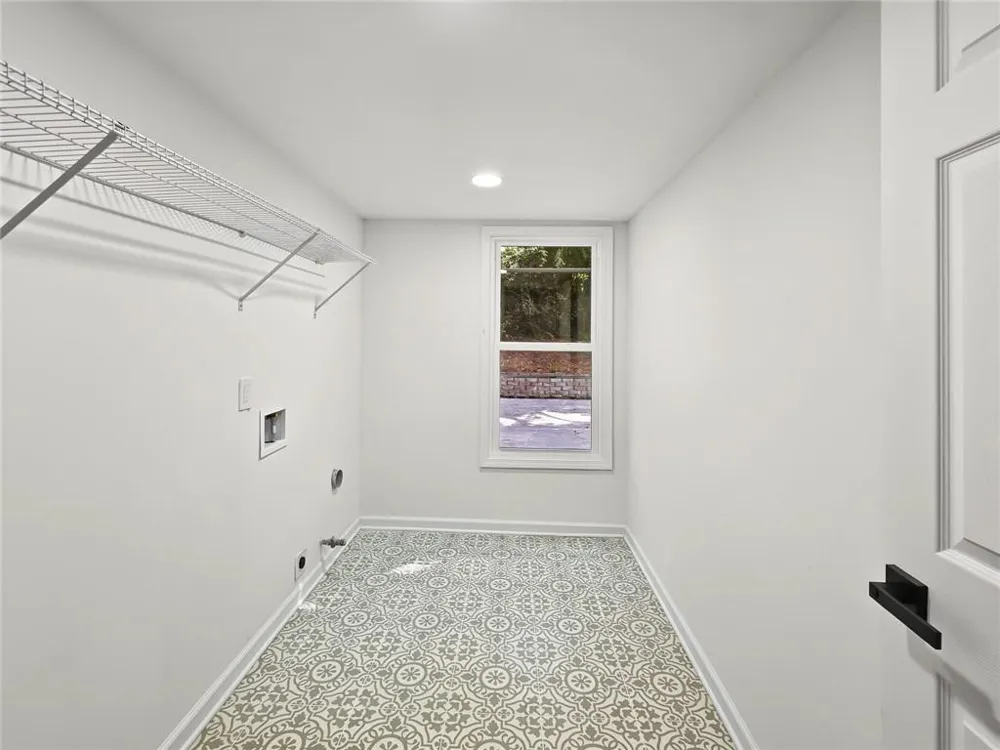 4207 Lake Rill Court Marietta, GA 30062