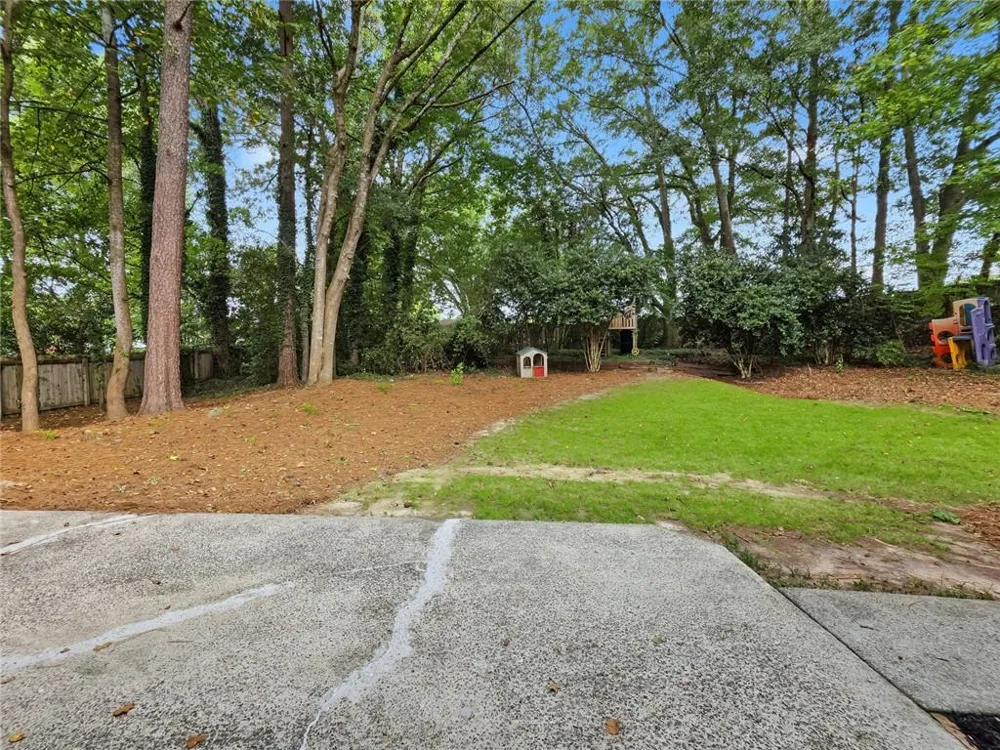 4207 Lake Rill Court Marietta, GA 30062