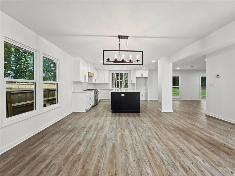 4207 Lake Rill Court Marietta, GA 30062