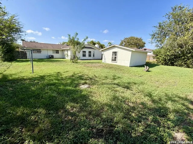 5855 Sandy Valley Drive San Antonio, TX 78242