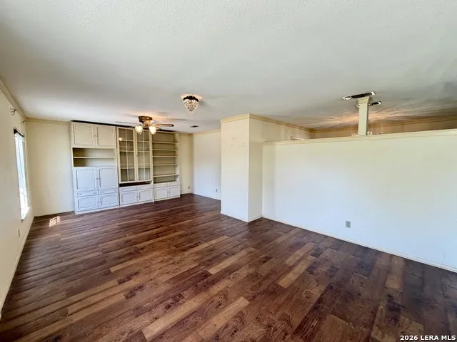 5855 Sandy Valley Drive San Antonio, TX 78242