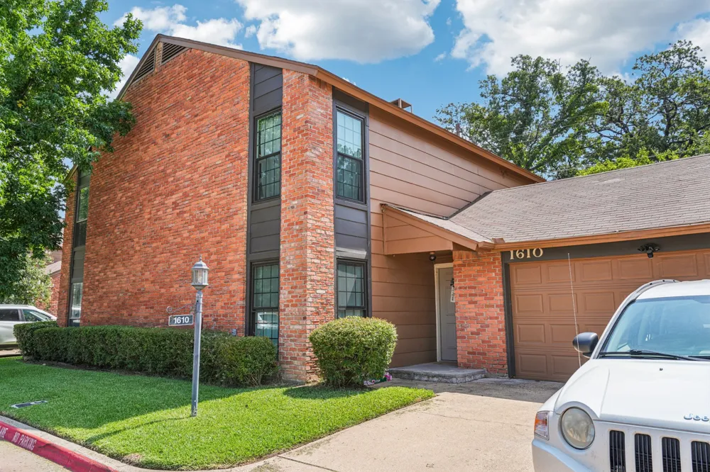 1610 Brentwood Drive Irving, TX 75061