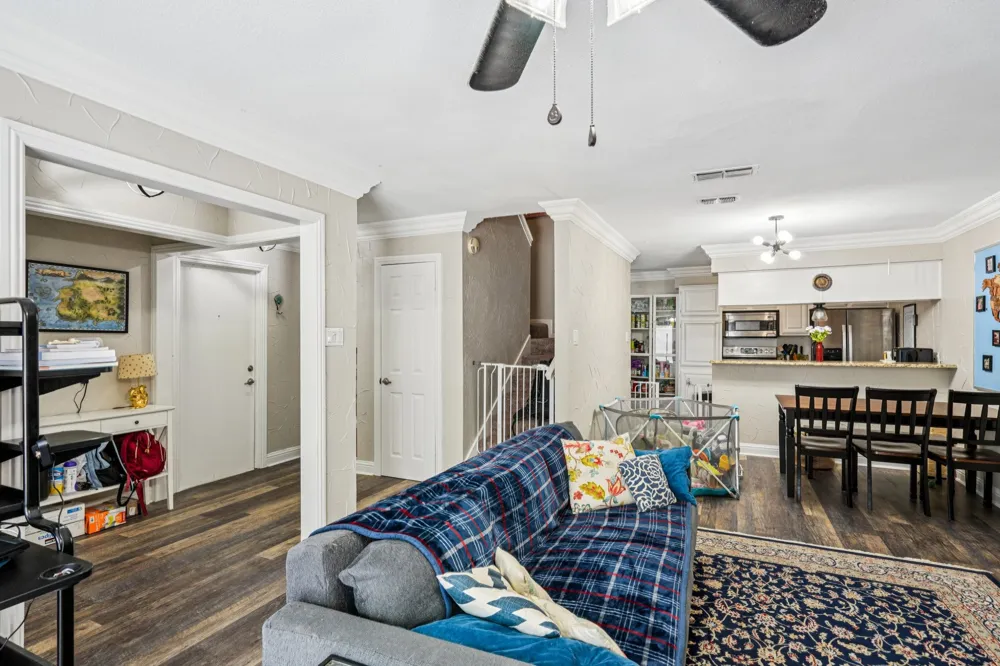 1610 Brentwood Drive Irving, TX 75061