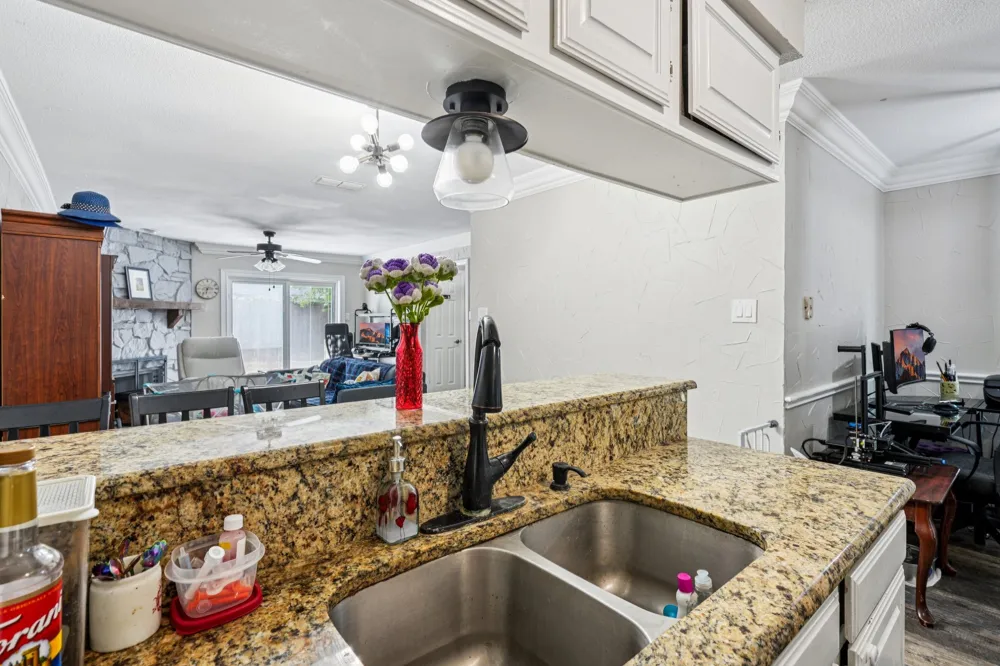 1610 Brentwood Drive Irving, TX 75061