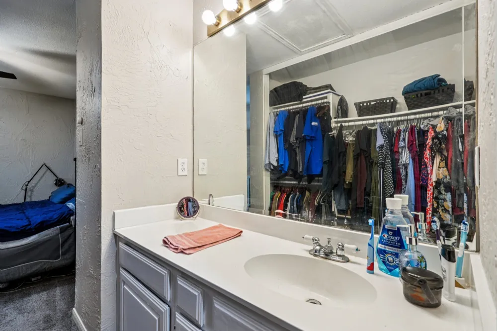 1610 Brentwood Drive Irving, TX 75061