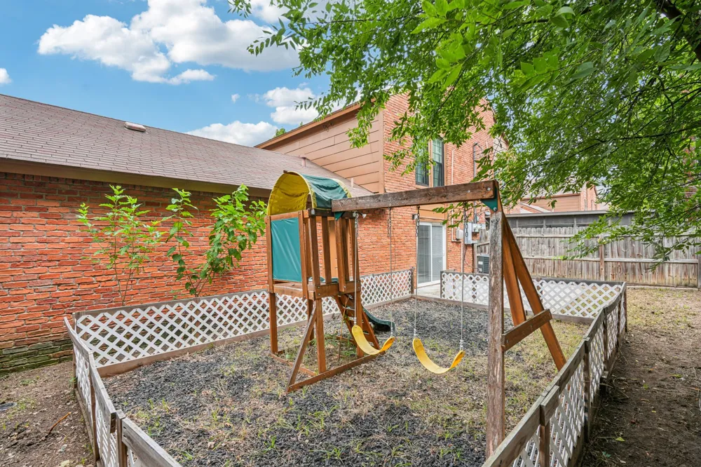 1610 Brentwood Drive Irving, TX 75061