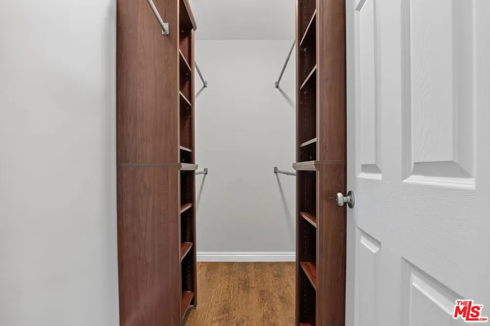 5551 Arch Crest Drive Los Angeles, CA 90043